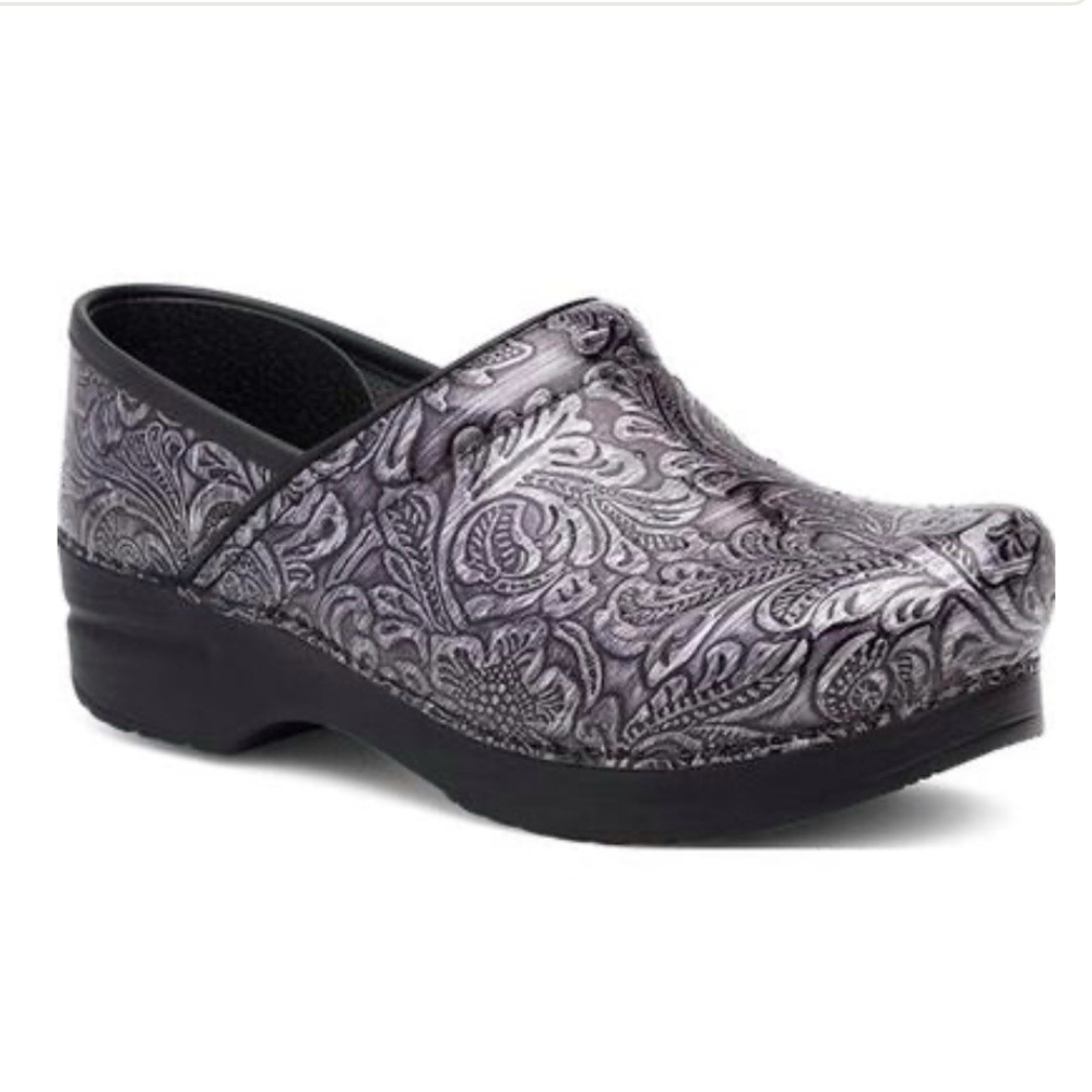 DANSKO Woman's Patent Professional Tooled Patent Leather Clogs US 9 MSRP: $135